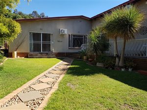 6 Bedroom Apartment in Rietondale