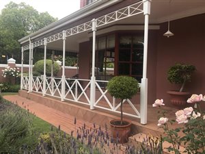 2 Bed Cluster in Waterkloof