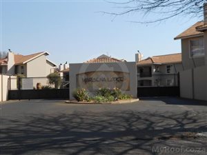2 Bedroom Simplex in Brenthurst