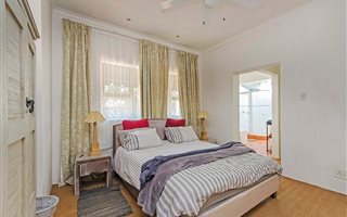 1 Bedroom Garden Cottage in Hurlingham