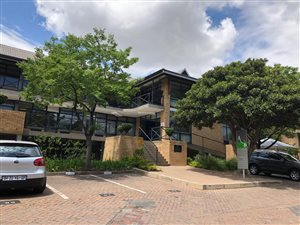 100 m² Commercial space in Noordwyk