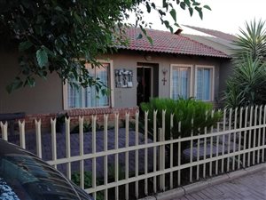 3 Bedroom Townhouse in Oos-Einde