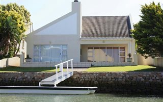 3 Bedroom House in Royal Alfred Marina
