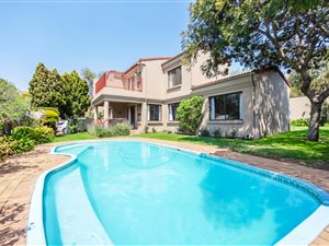 4 Bed House in Lonehill