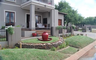 3 Bedroom Duplex in Xanadu