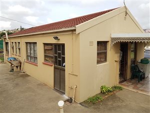 3 Bed House in Newlands East