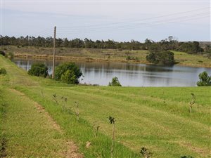 2350 m² Land available in Kabeljous