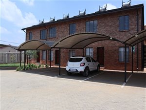 2 Bed Apartment in Mahube Valley
