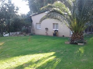 9 Bed House in Ritchie