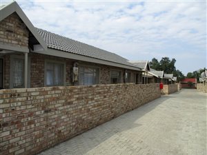 2 Bed Townhouse in Doringkruin