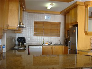 2 Bed Apartment in North Beach