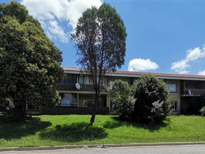 949.739990234375 m² Commercial space in Mooi River