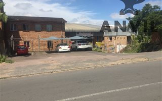 900 m² Industrial space in New Germany