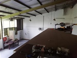 171 m² Commercial space in Westmead