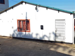 3 Bed Simplex in Caneside