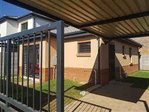 3 Bed Townhouse in Alrode