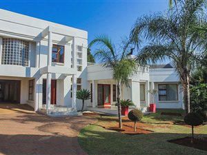 4 Bed House in Chantelle
