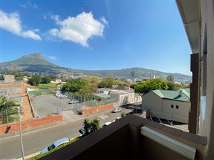 3 Bed Apartment in Oranjezicht