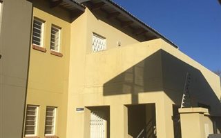 2 Bedroom Apartment in Waterval East