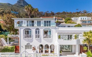 2 Bedroom House in Clifton