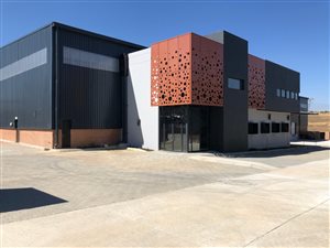 3639 m² Industrial space in Kosmosdal