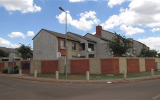 1 Bedroom House in Orchards