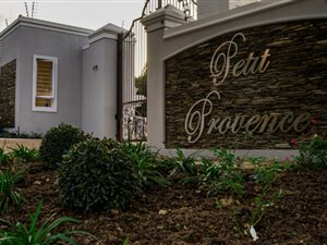 545 m² Land available in Eversdal Heights