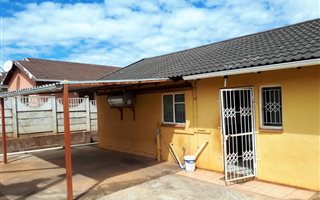 3 Bedroom House in Panorama Gardens