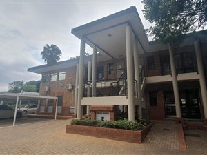 128 m² Commercial space in Lydiana