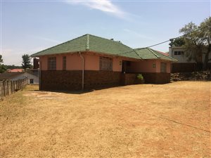 3 Bedroom House in Woodlands