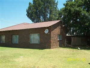 3 Bed House in Chrissiefontein