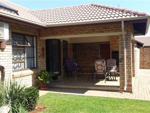 3 Bed Townhouse in Willow Park Manor
