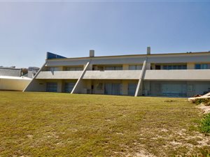 3 Bed Apartment in Outeniqua Strand
