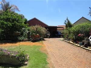 3 Bed House in Roodepoort West