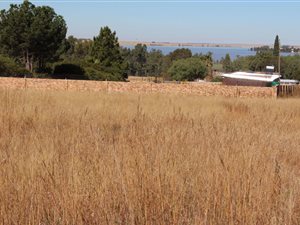 2014 m² Land available in Deneysville