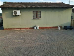 3 Bed House in Gandhis Hill
