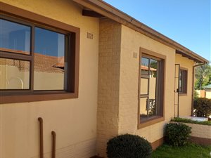 4 Bed House in Westdene