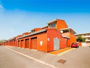 2 Bed Apartment in Pinetown Central