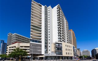 1 Bedroom Apartment in Foreshore