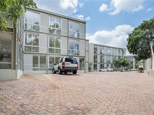 3 Bedroom House in Brooklyn
