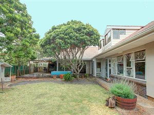4 Bed House in Boston