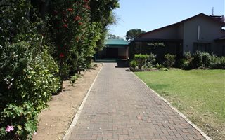4 Bedroom House in Glencoe