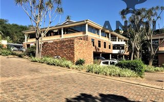 135 m² Office Space in Westville