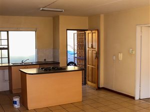 2 Bed Townhouse in Midridge Park