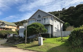4 Bedroom House in Glentana