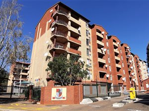 2 Bed Apartment in Die Wilgers