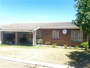 3 Bedroom Townhouse in Bergsig