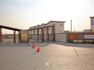 3 Bed House in Sagewood