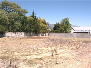 797 m² Land available in Porterville