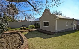 3 Bedroom House in Thornhill Estate
